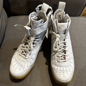 Nike SF Air Force 1 Women’s.